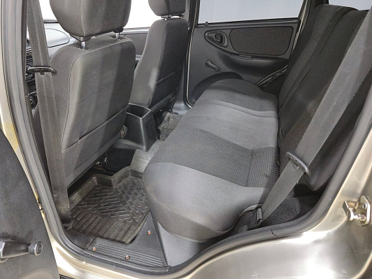 Chevrolet Niva LE, 2010 года, пробег 108307 км