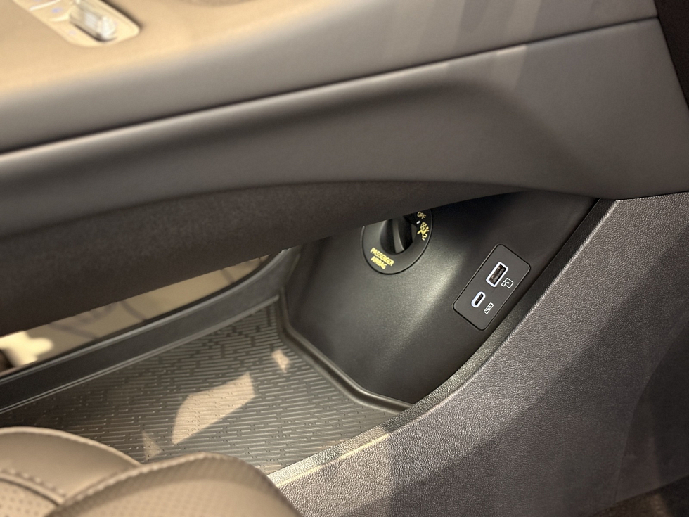 Omoda C7 Drive, белый