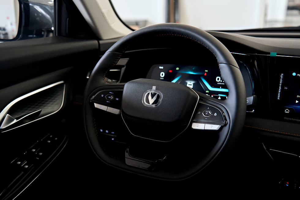 Changan CS75 Pro Техно 7 мест, серый