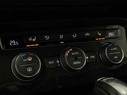 Volkswagen Tiguan Sportline, 2018 года, пробег 97000 км