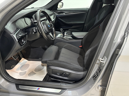 BMW 5 серии 520d xDrive M Sport Pure, 2020 года, пробег 104377 км