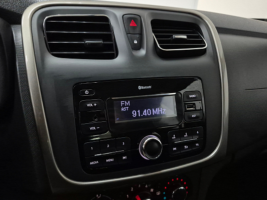 Renault Sandero Stepway Life, 2019 года, пробег 87284 км