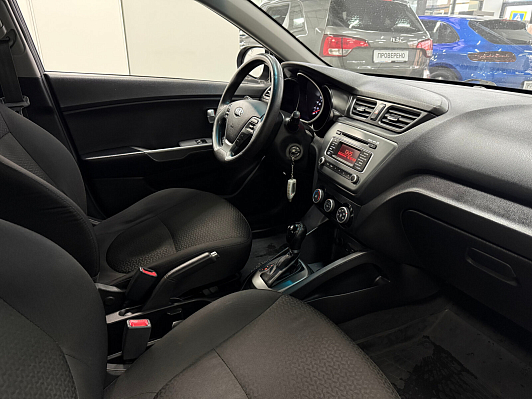 Kia Rio Prestige, 2016 года, пробег 153000 км