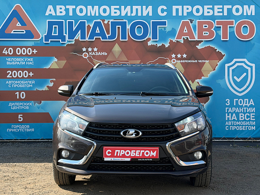 Lada (ВАЗ) Vesta Luxe, 2021 года, пробег 43500 км