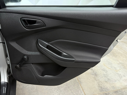 Ford Focus Ambiente, 2016 года, пробег 151478 км