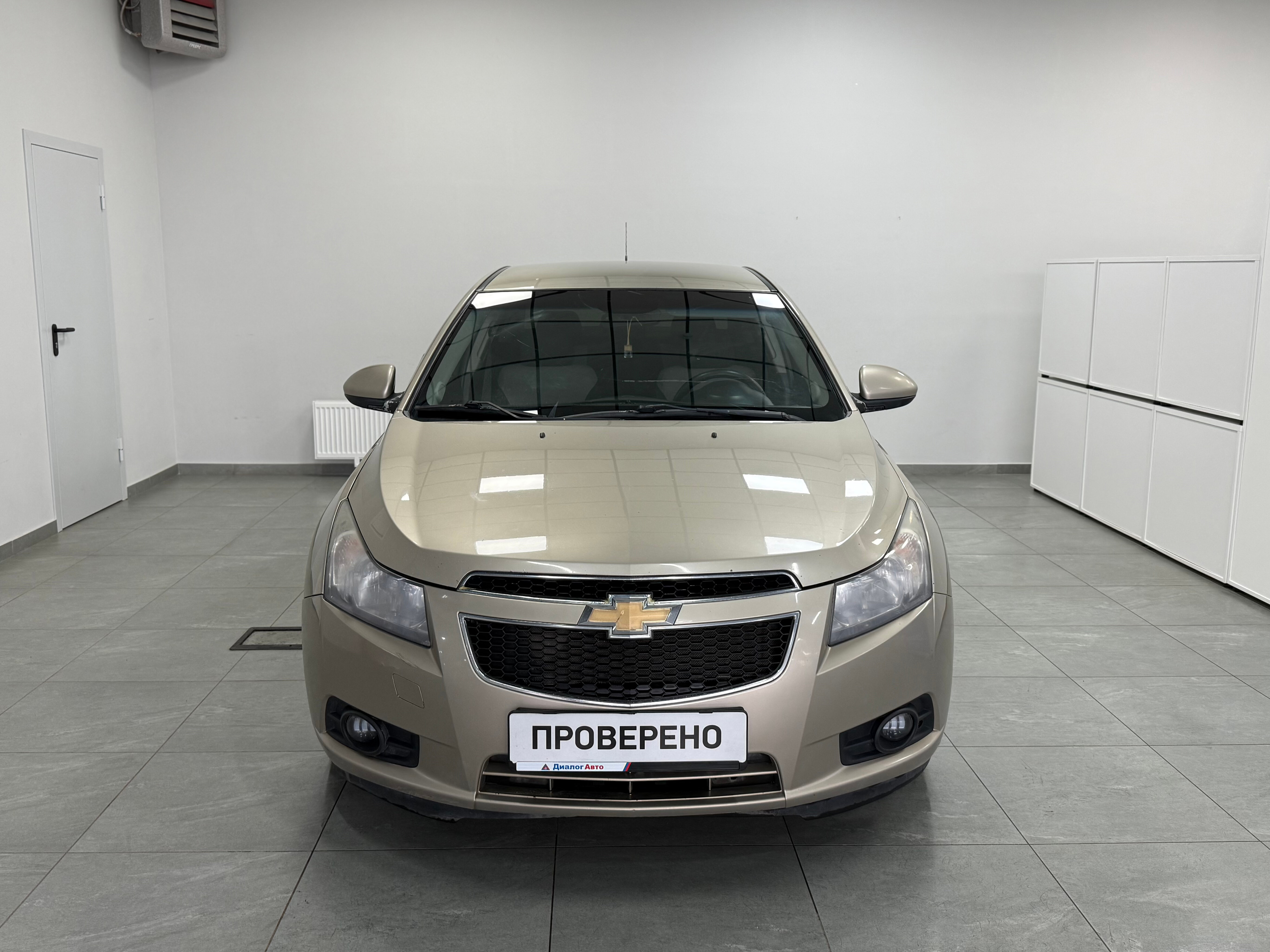 Chevrolet Cruze LT (10.2008  12.2012), 2011 года, пробег 291111 км