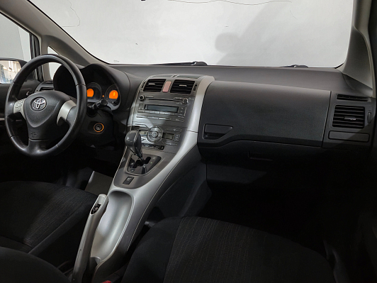 Toyota Auris, 2007 года, пробег 219692 км