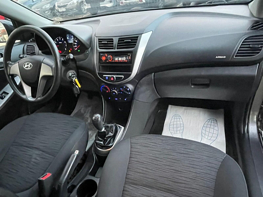 Hyundai Solaris Active, 2014 года, пробег 194000 км