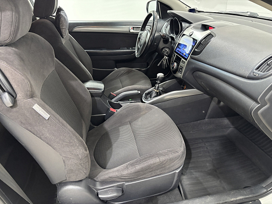 Kia Cerato Comfort, 2011 года, пробег 316833 км