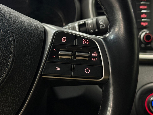 Kia Sorento Luxe, 2019 года, пробег 124577 км