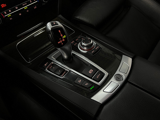 BMW 7 серии, 2013 года, пробег 306354 км