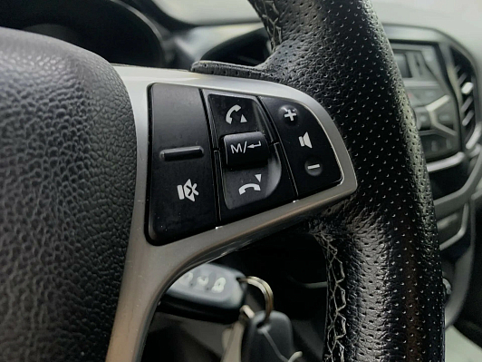Lada (ВАЗ) Vesta Comfort, 2019 года, пробег 104929 км