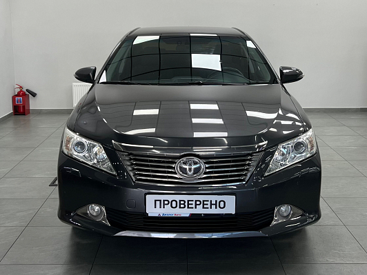 Toyota Camry, 2012 года, пробег 215000 км