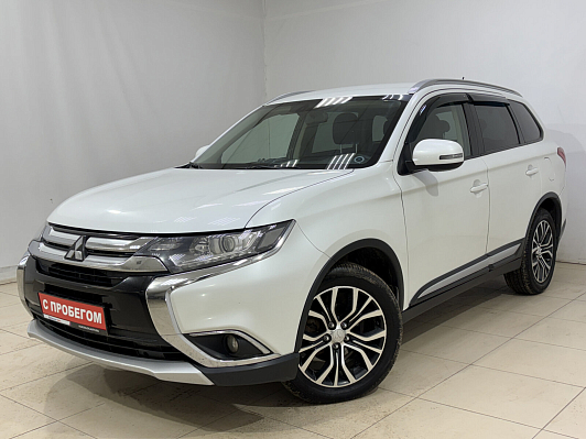 Mitsubishi Outlander Instyle, 2015 года, пробег 226000 км