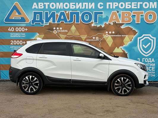 Lada (ВАЗ) XRAY Luxe Prestige, 2019 года, пробег 148000 км