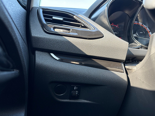 Lada (ВАЗ) Vesta Luxe, 2020 года, пробег 112300 км