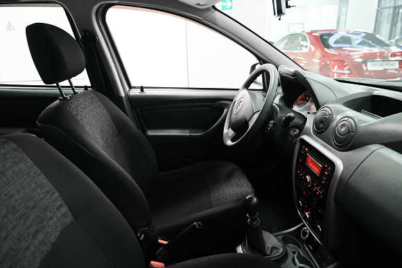 Renault Duster Authentique, 2015 года, пробег 124500 км