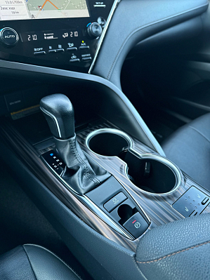 Toyota Camry Элеганс Safety, 2021 года, пробег 104600 км