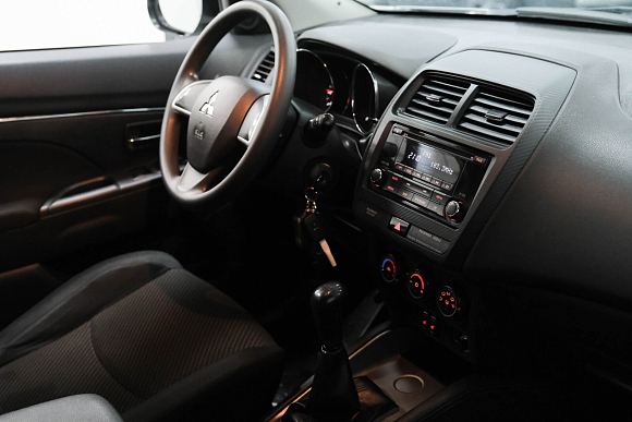 Mitsubishi ASX Invite, 2017 года, пробег 106000 км