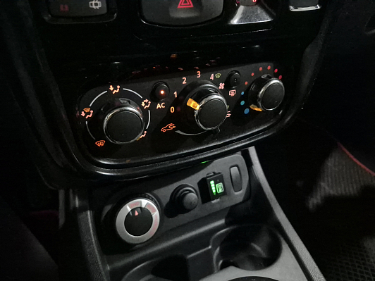 Renault Duster Privilege, 2012 года, пробег 182383 км