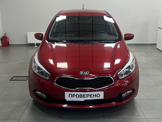 Kia Ceed Luxe, 2015 года, пробег 79127 км