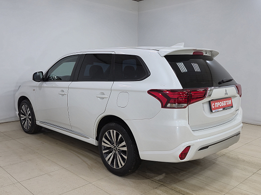 Mitsubishi Outlander, 2022 года, пробег 34305 км