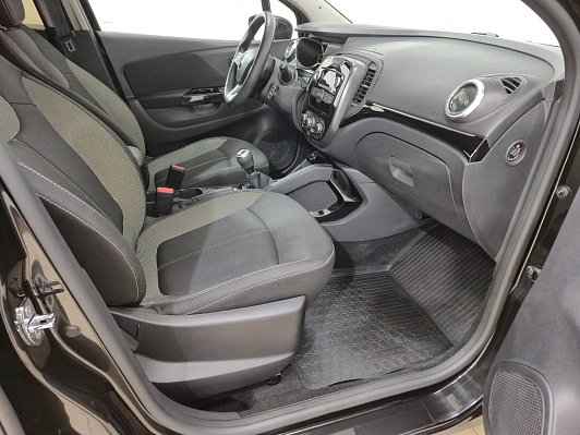 Renault Kaptur Drive, 2020 года, пробег 73311 км
