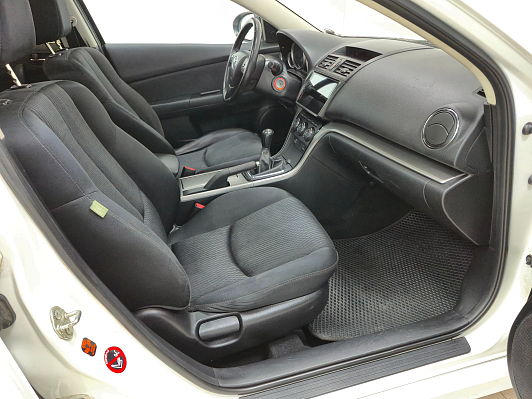 Mazda 6 Touring, 2010 года, пробег 176853 км