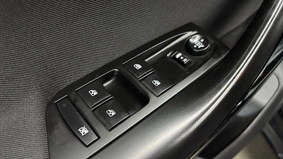 Opel Astra, 2017 года, пробег 158785 км