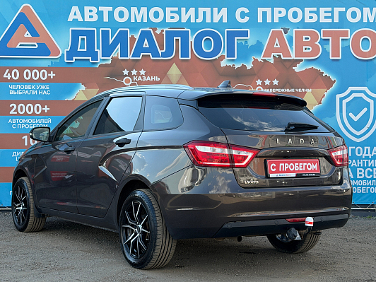 Lada (ВАЗ) Vesta Luxe Multimedia, 2019 года, пробег 124699 км