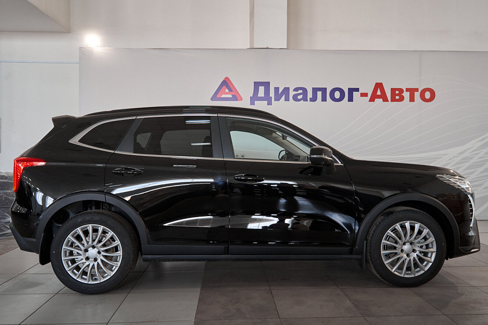 Haval Jolion Премиум, черный