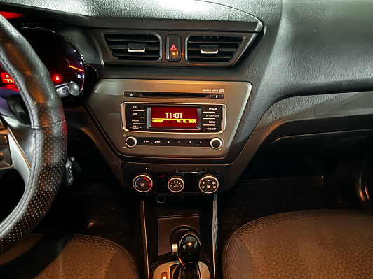 Kia Rio Comfort Аудио, 2016 года, пробег 230000 км