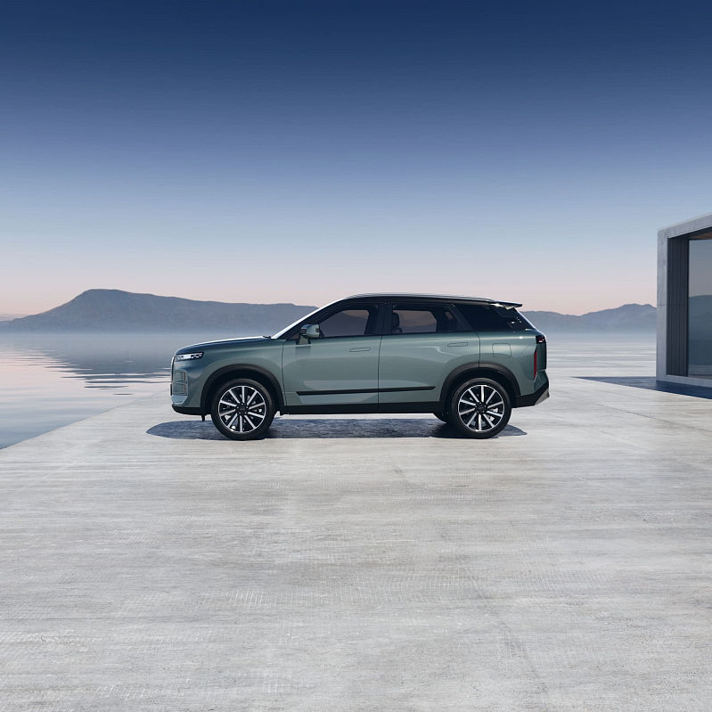 Jaecoo J8 Престиж +, серебряный