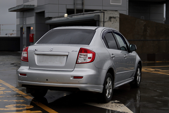 Suzuki SX4, 2011 года, пробег 185000 км