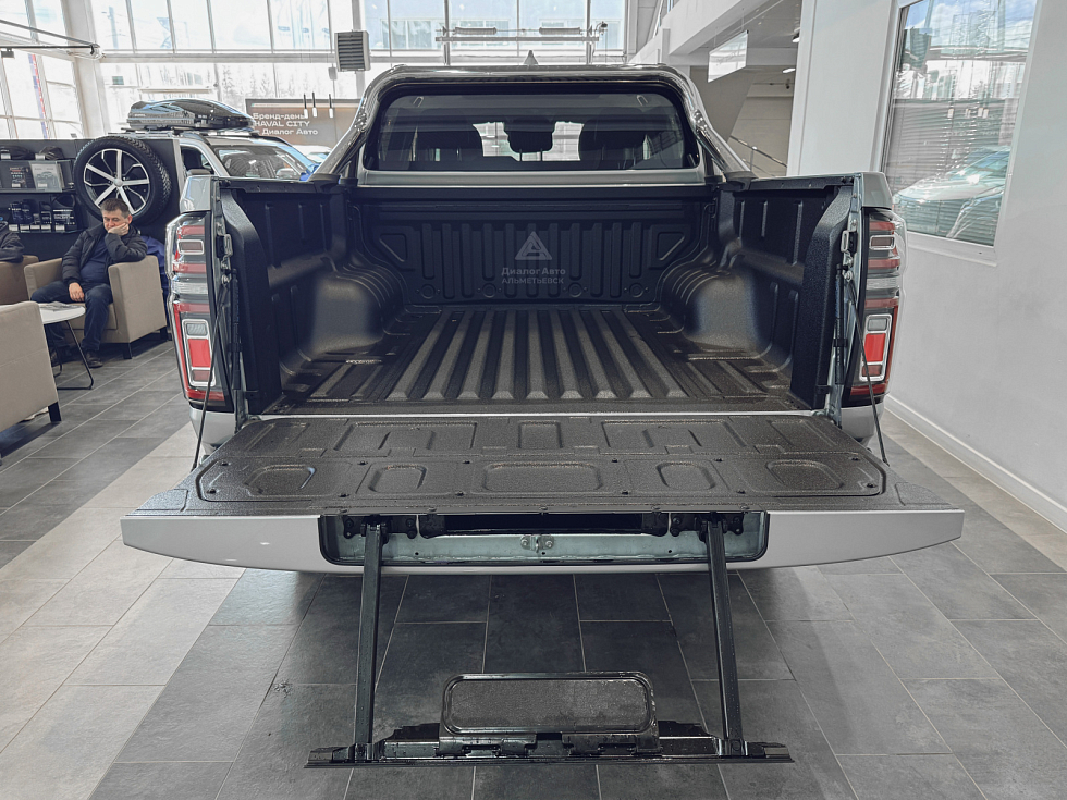 Great Wall Poer Премиум, серебряный