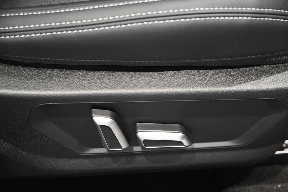 Haval Jolion Премиум, серый