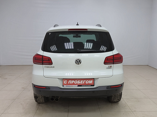 Volkswagen Tiguan, 2016 года, пробег 121757 км