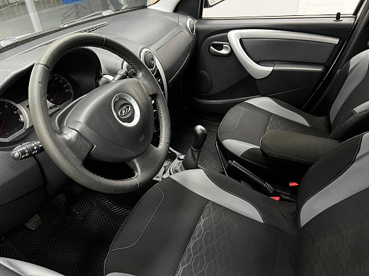 Lada (ВАЗ) Largus Quest (7 мест), 2020 года, пробег 106635 км