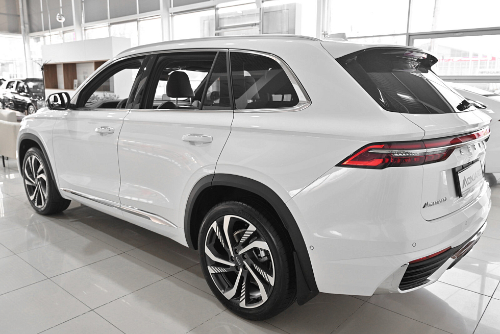 Geely Monjaro Exclusive (2023-2025), белый