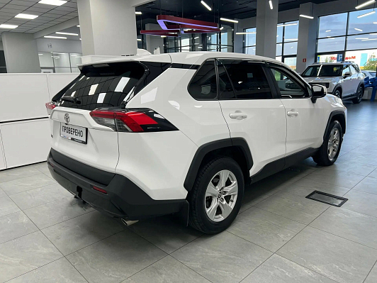 Toyota RAV4 Стандарт, 2020 года, пробег 110000 км