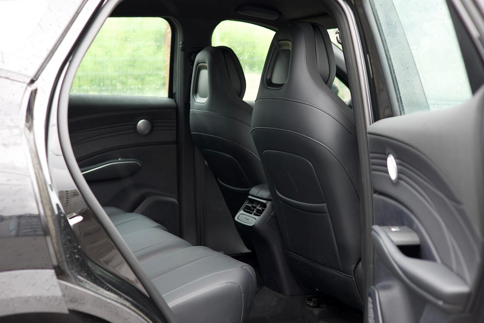 Omoda C7 Drive, черный