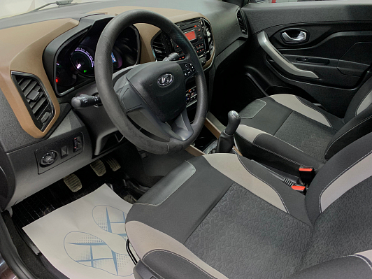 Lada (ВАЗ) XRAY Luxe, 2017 года, пробег 84379 км