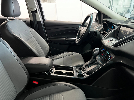 Ford Kuga, 2016 года, пробег 188300 км