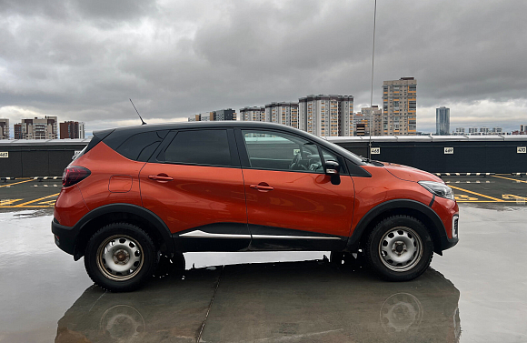 Renault Kaptur Drive, 2018 года, пробег 144000 км