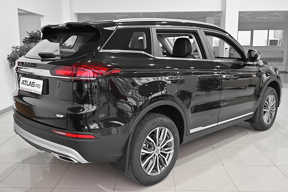 Geely Atlas Pro Luxury, черный