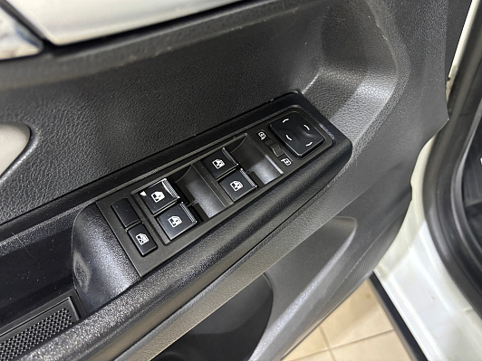 Lada (ВАЗ) Vesta Comfort, 2019 года, пробег 125619 км