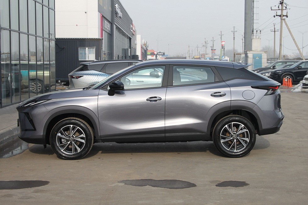 Omoda C5 , серый