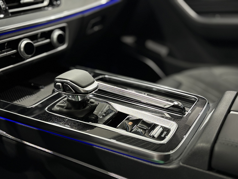 Hongqi HS3 Comfort, голубой