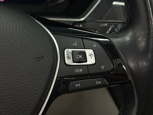 Volkswagen Tiguan, 2019 года, пробег 105312 км