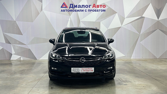Opel Astra, 2017 года, пробег 158785 км